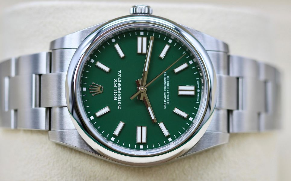 Rolex Oyster Perpetual 124300